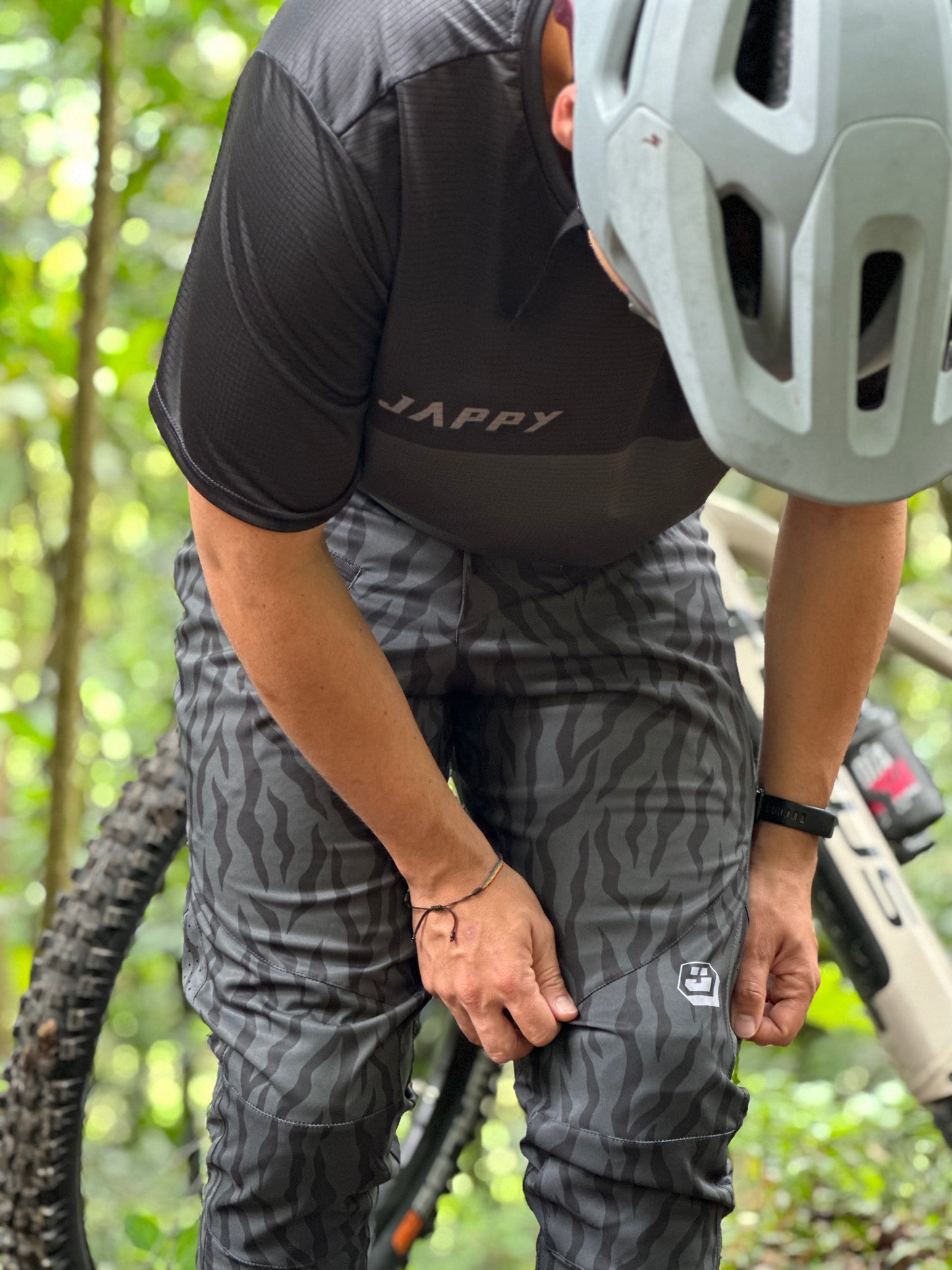 MUJER | PANTALÓN SAFARI - TIGRE