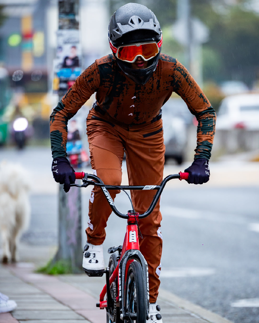 HOMBRE | PANTALÓN EFIMERA RACE V2