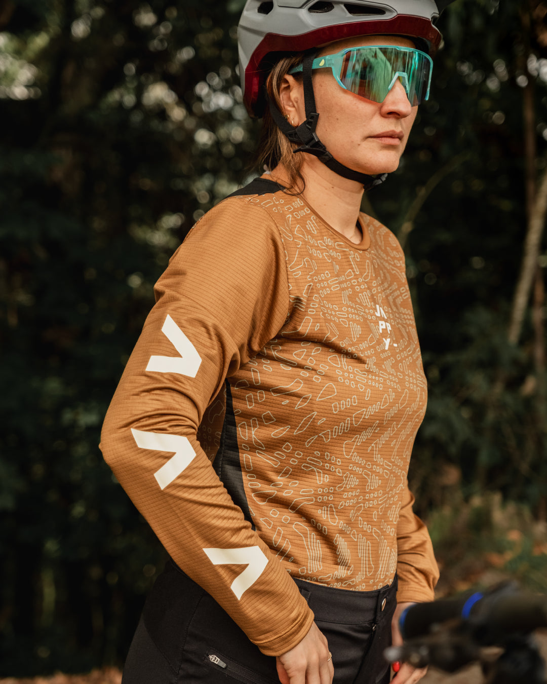 WAVES MARRON | MUJER