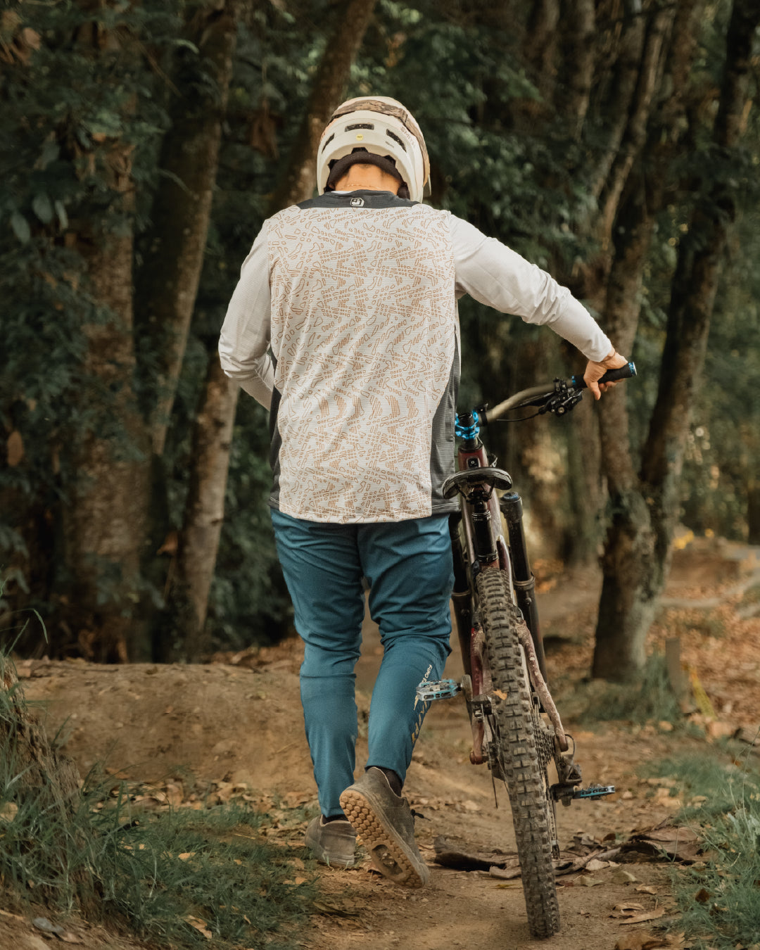 WAVES BEIGE | HOMBRE