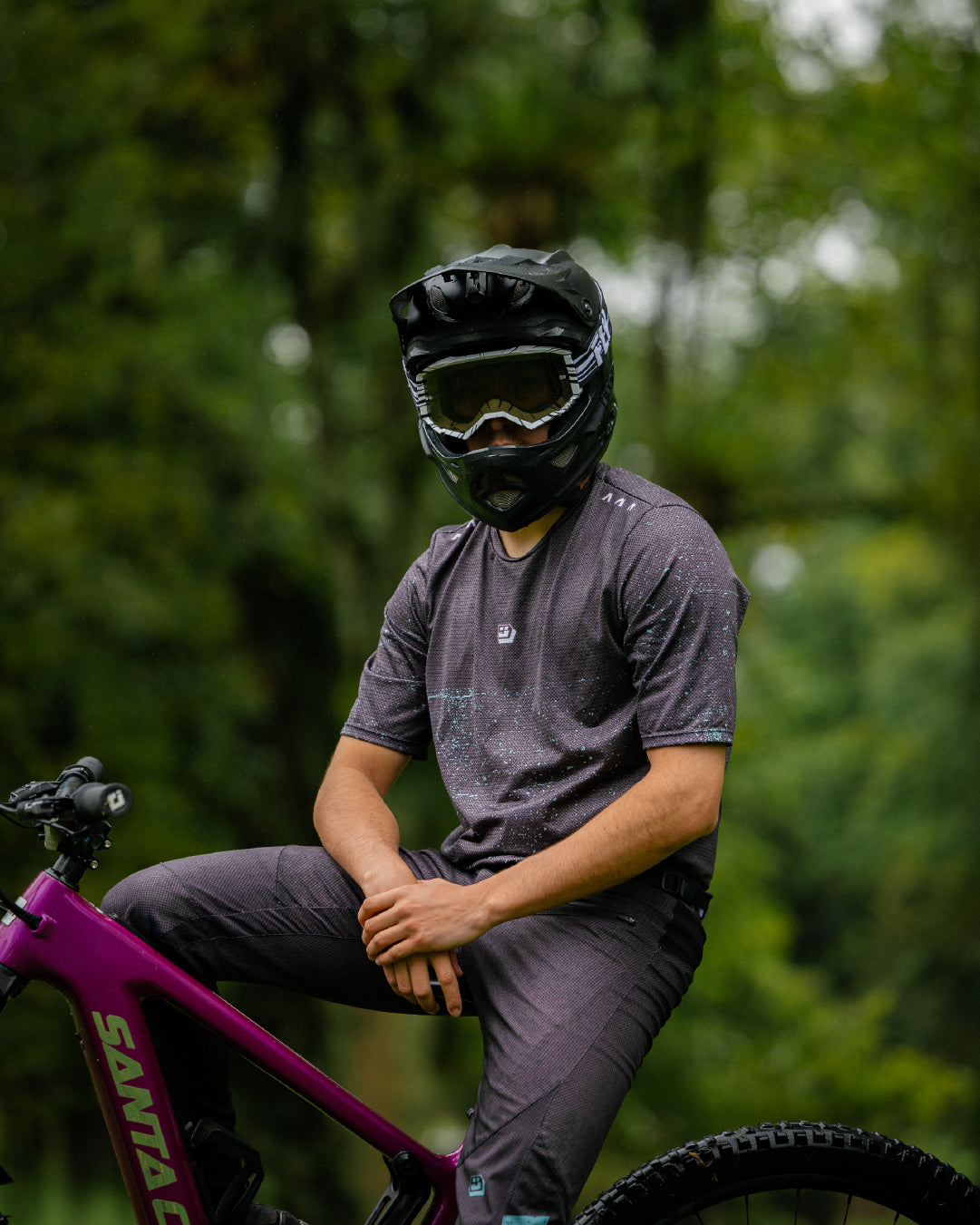 Jersey Space Uva - Hombre