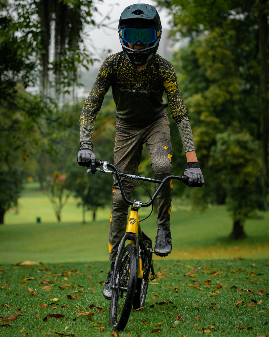 Pantalón Space Militar - Hombre