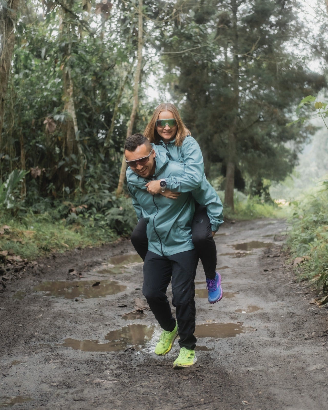 CORTAVIENTOS | MUJER VERDE