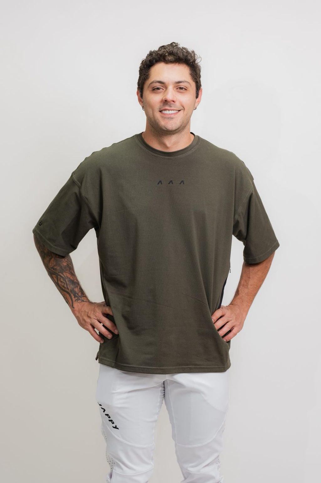 ORÍGENES - Pocket Tee Deep Olive - UniSex