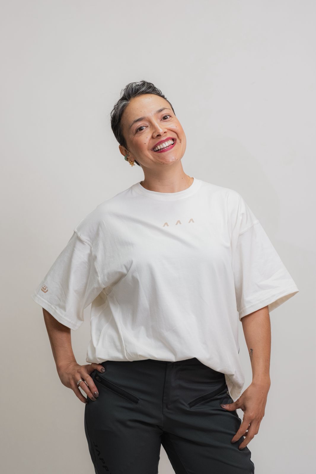 ORÍGENES - Pocket Tee Bone - UniSex