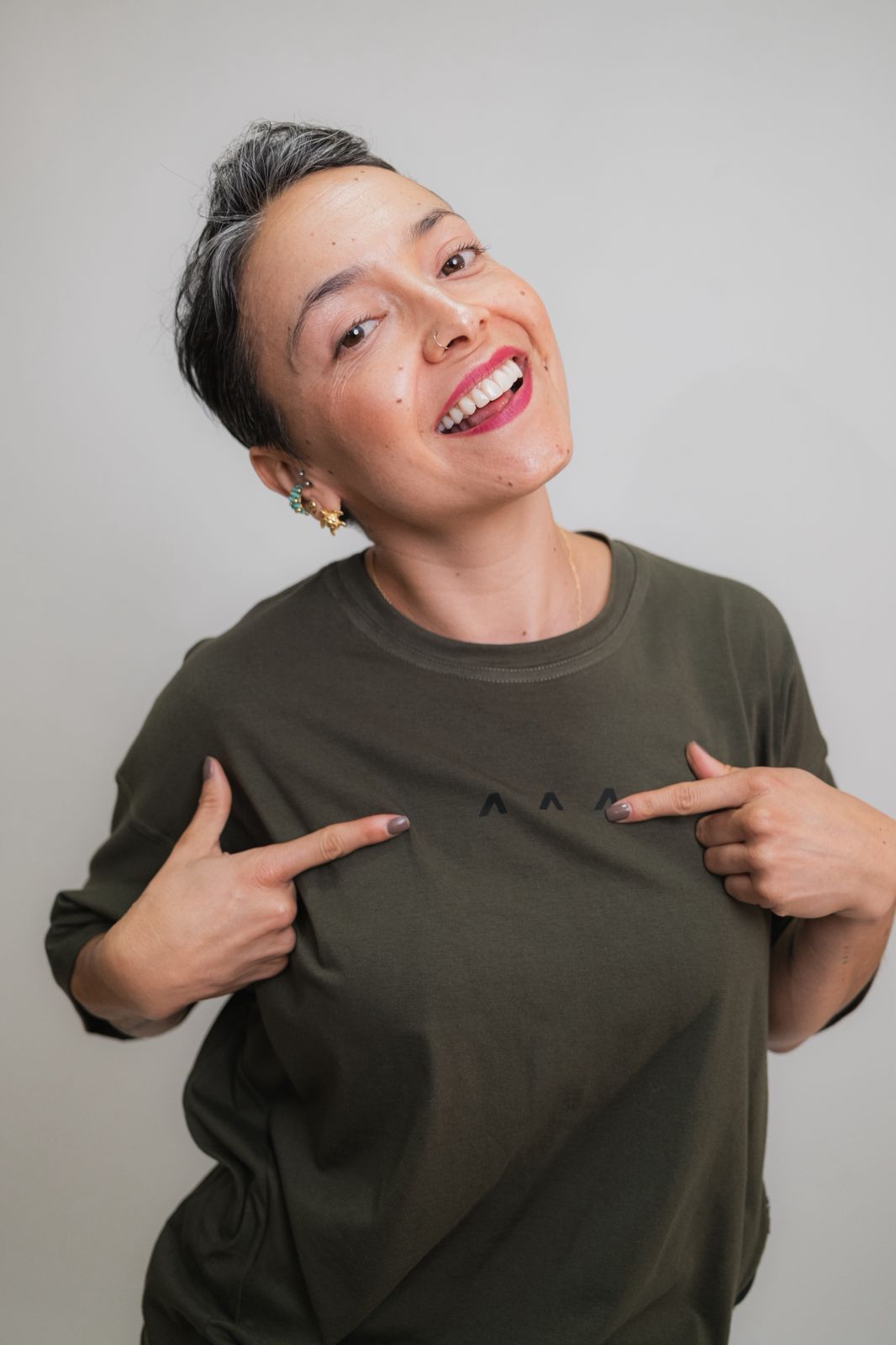 ORÍGENES - Pocket Tee Deep Olive - UniSex