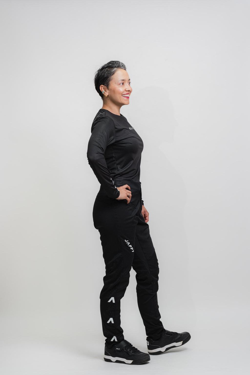 ORÍGENES - Pantalón black - Mujer