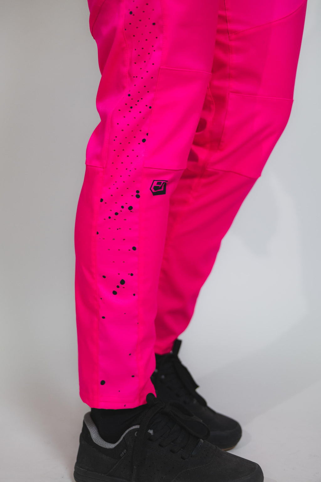 VOLT - Pantalón fucsia - Mujer