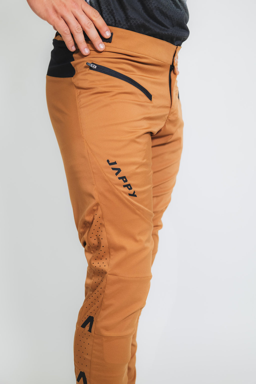 ORÍGENES - Pantalón Ocre - Hombre