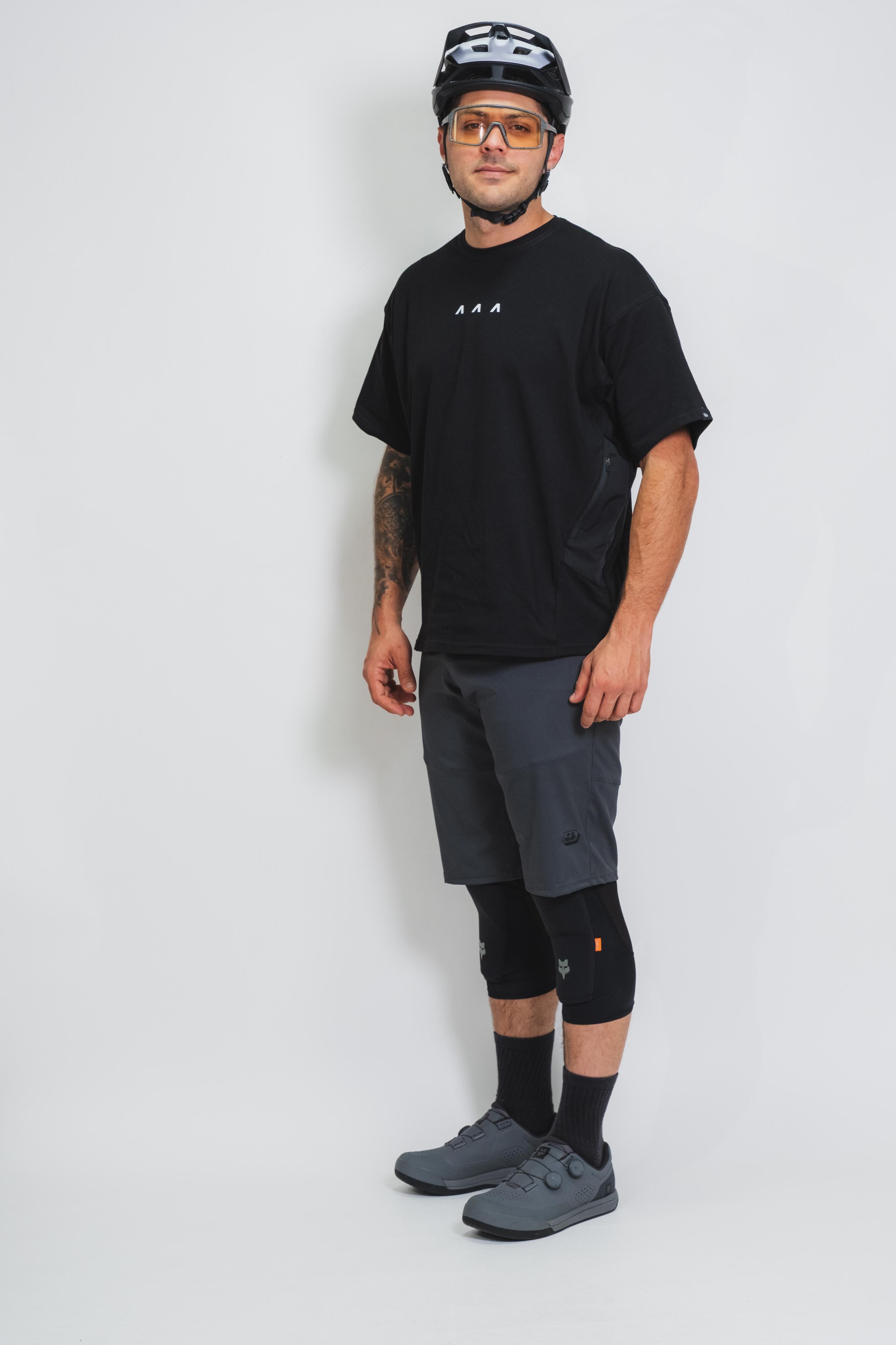 ORÍGENES - Short gris oscuro - Hombre
