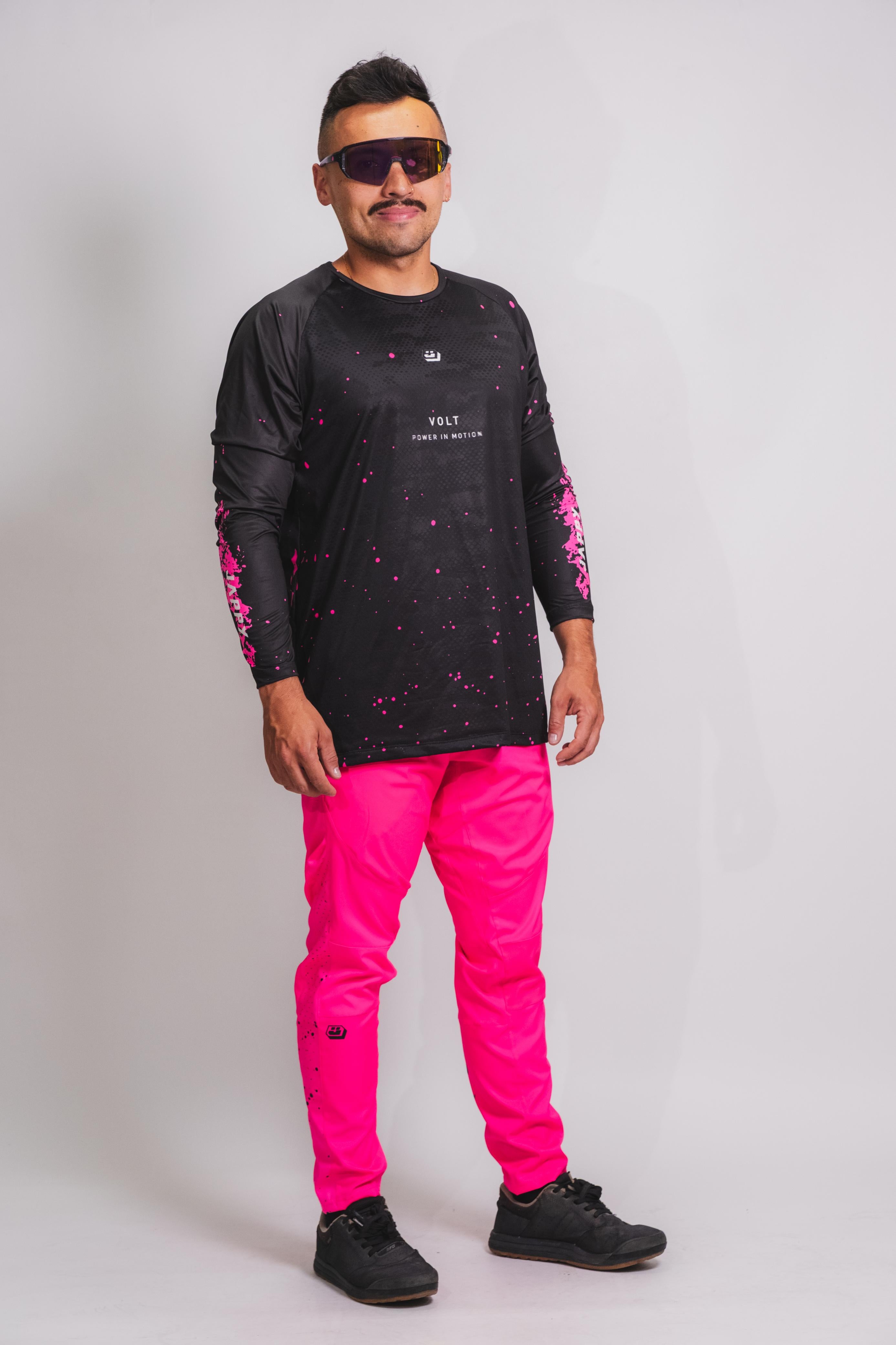 VOLT - Pantalón fucsia -  Hombre