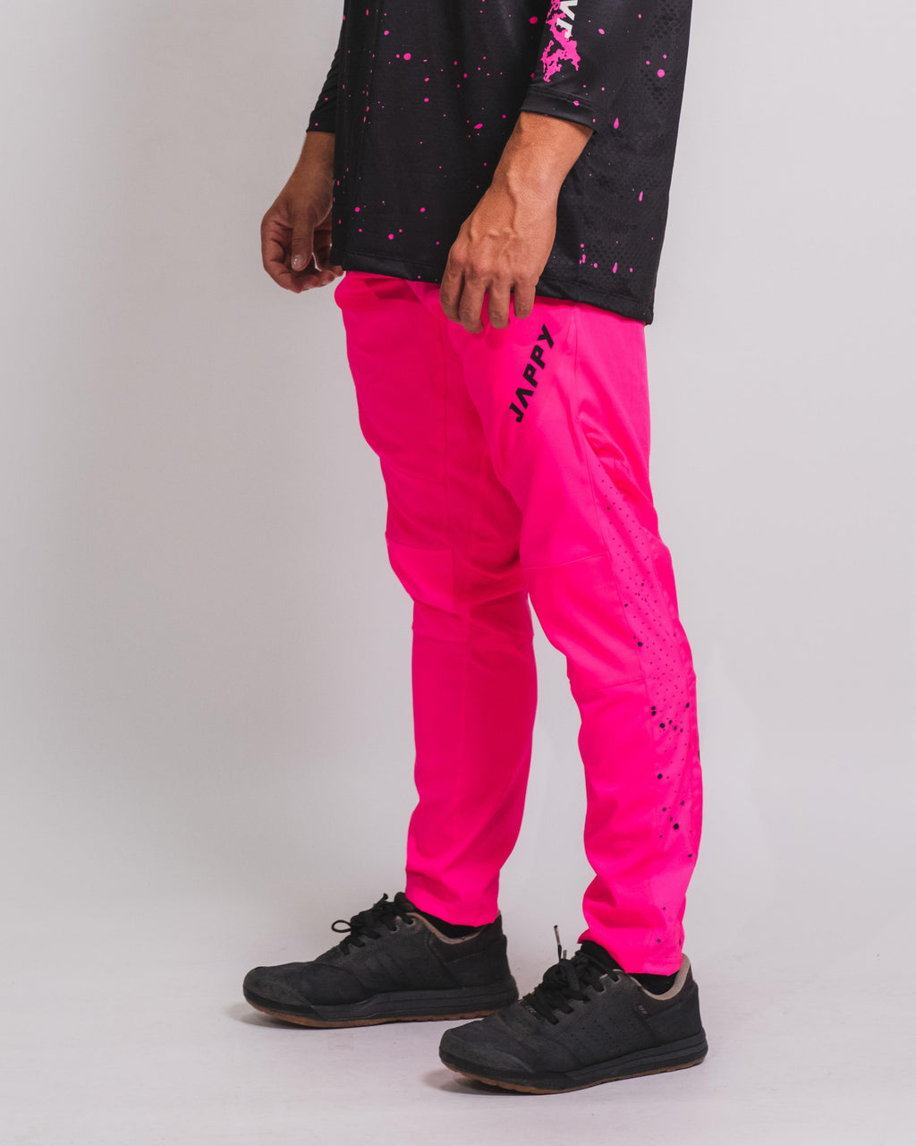 VOLT - Pantalón fucsia -  Hombre
