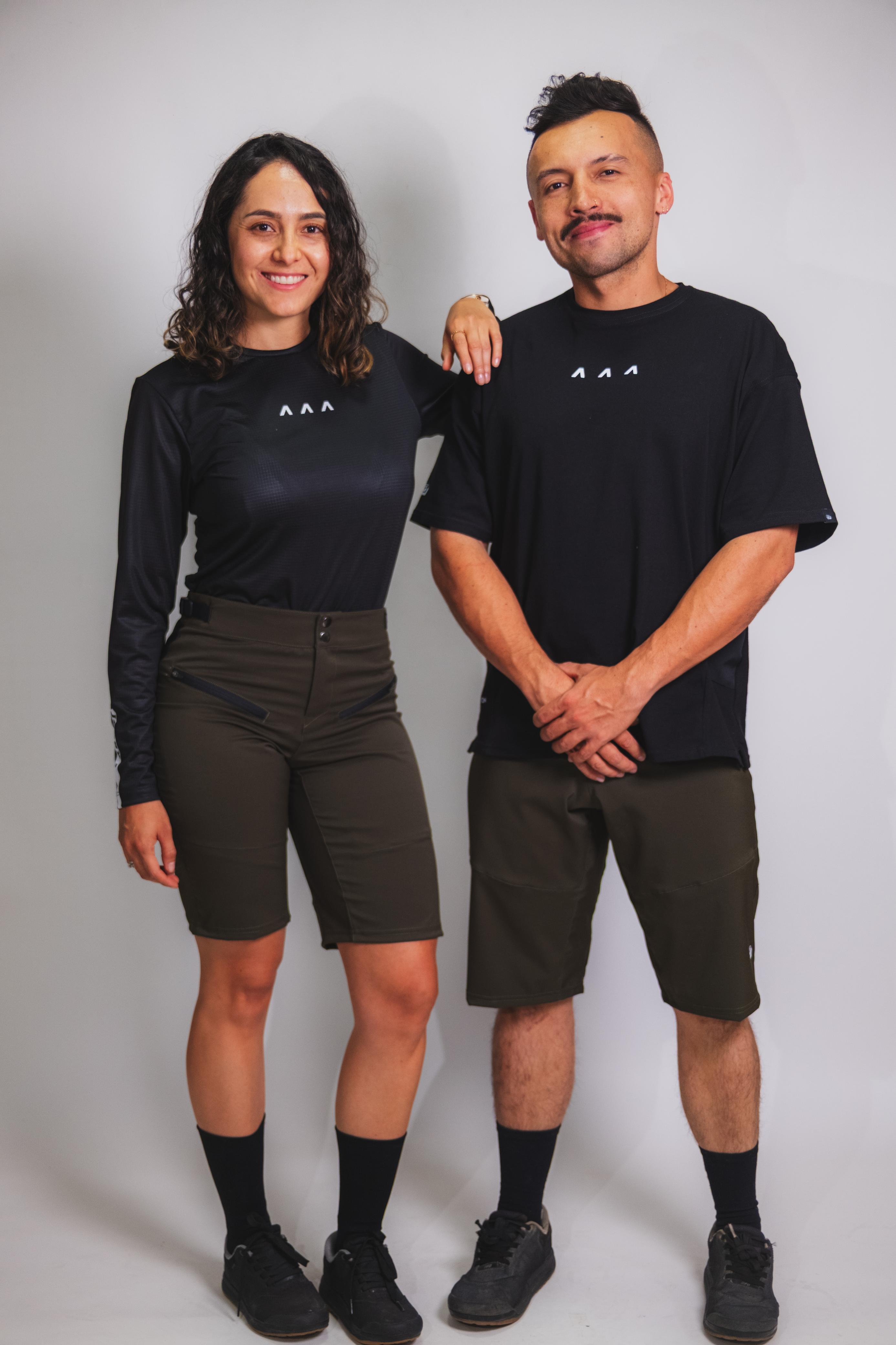 ORÍGENES - Short verde - Mujer