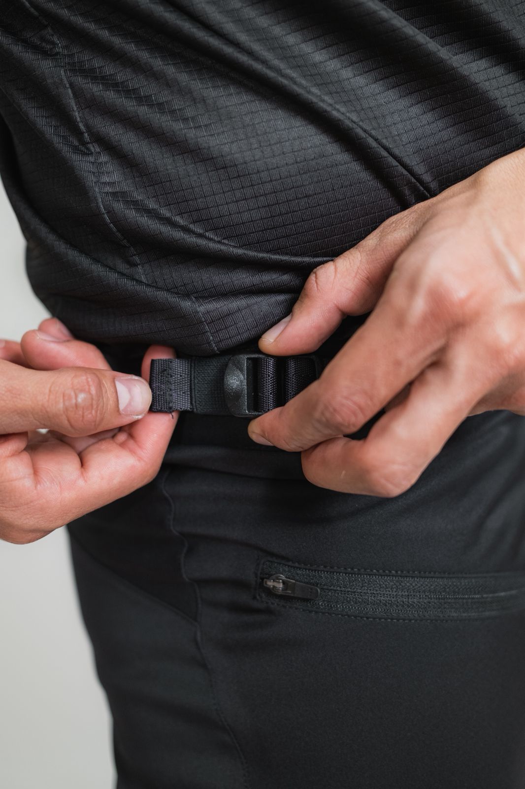 ORÍGENES - Pantalón Deep Black - Hombre