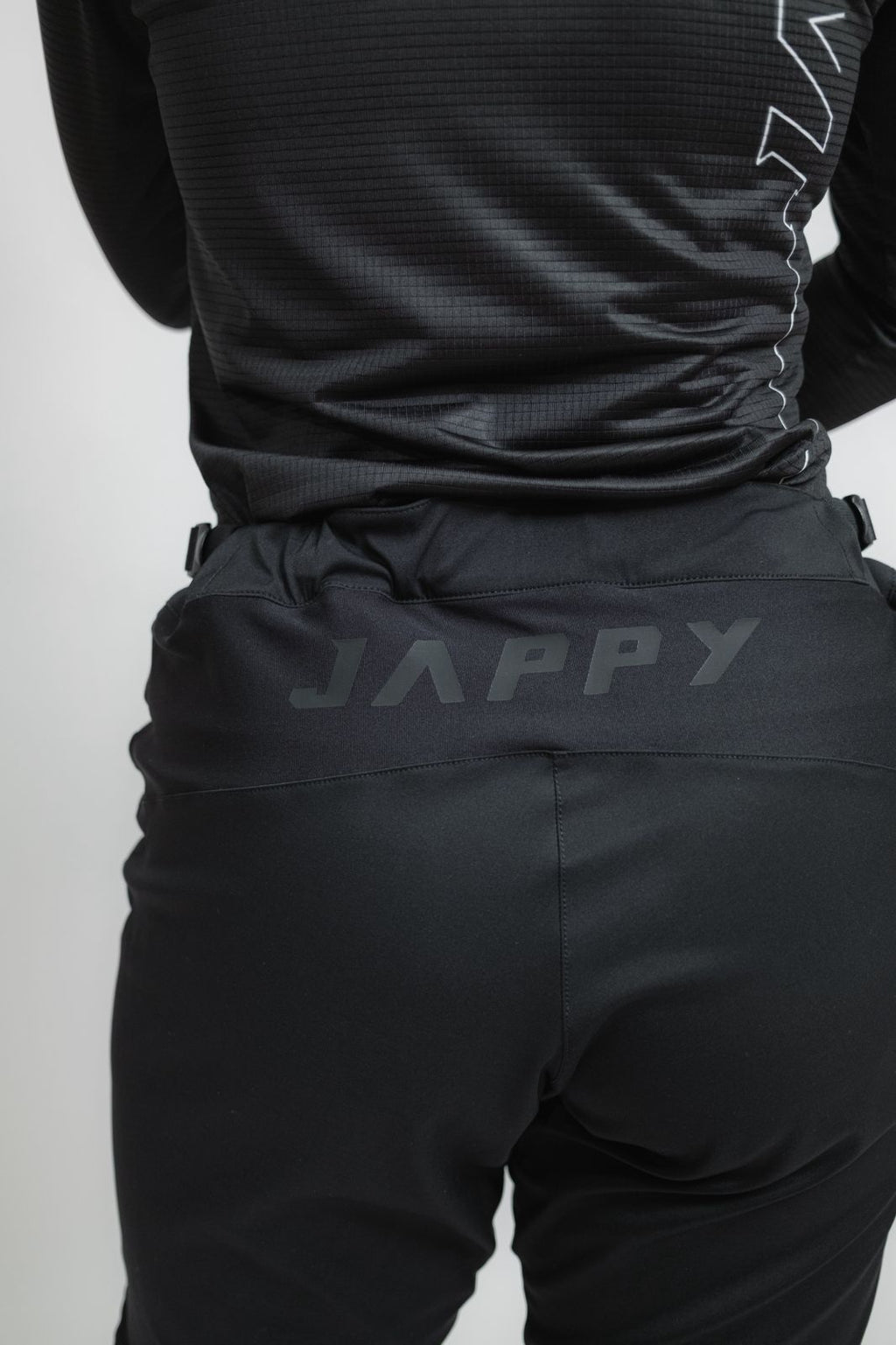 ORÍGENES - Pantalón Deep Black - Mujer