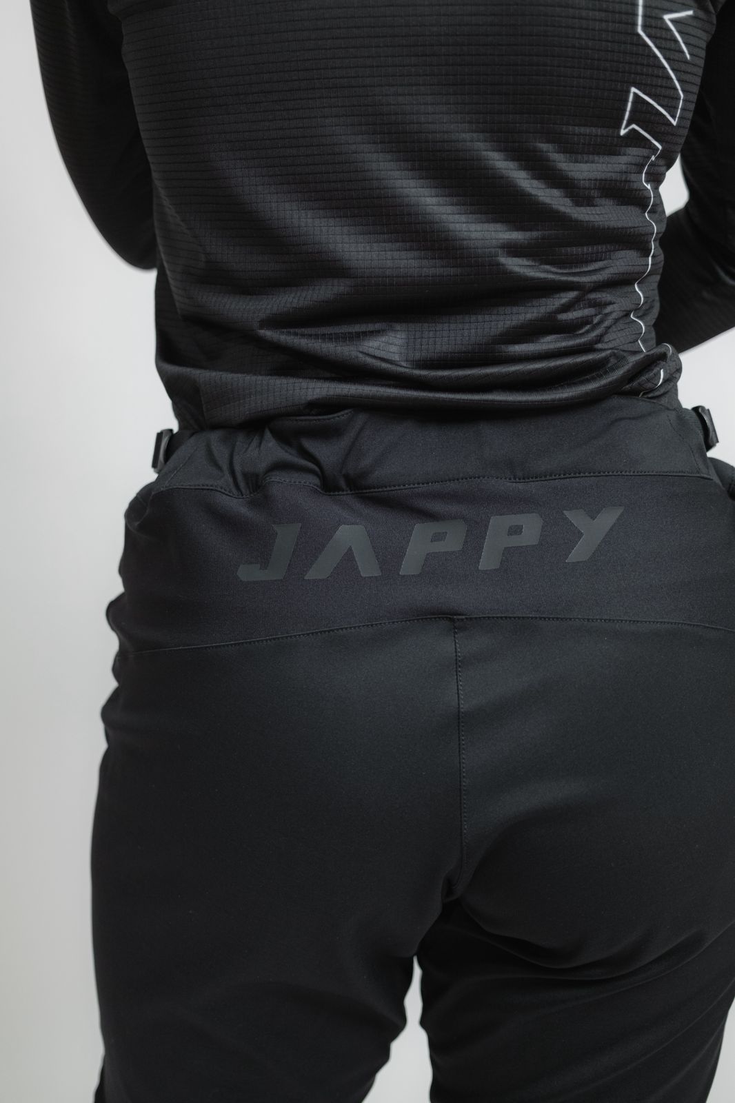 ORÍGENES - Pantalón Deep Black - Mujer