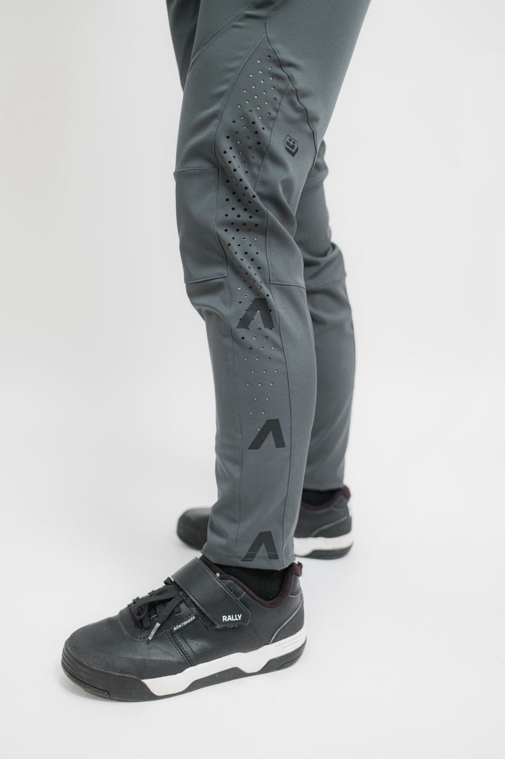 ORÍGENES - Pantalón Iron Grey - Mujer