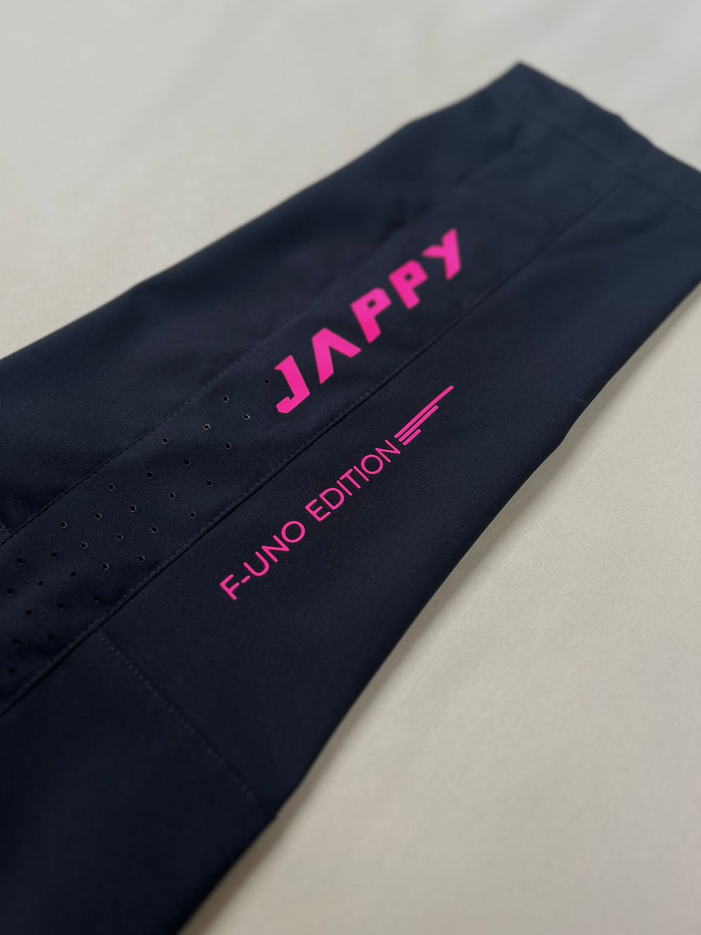 Pantalón F-UNO Fucsia - Hombre